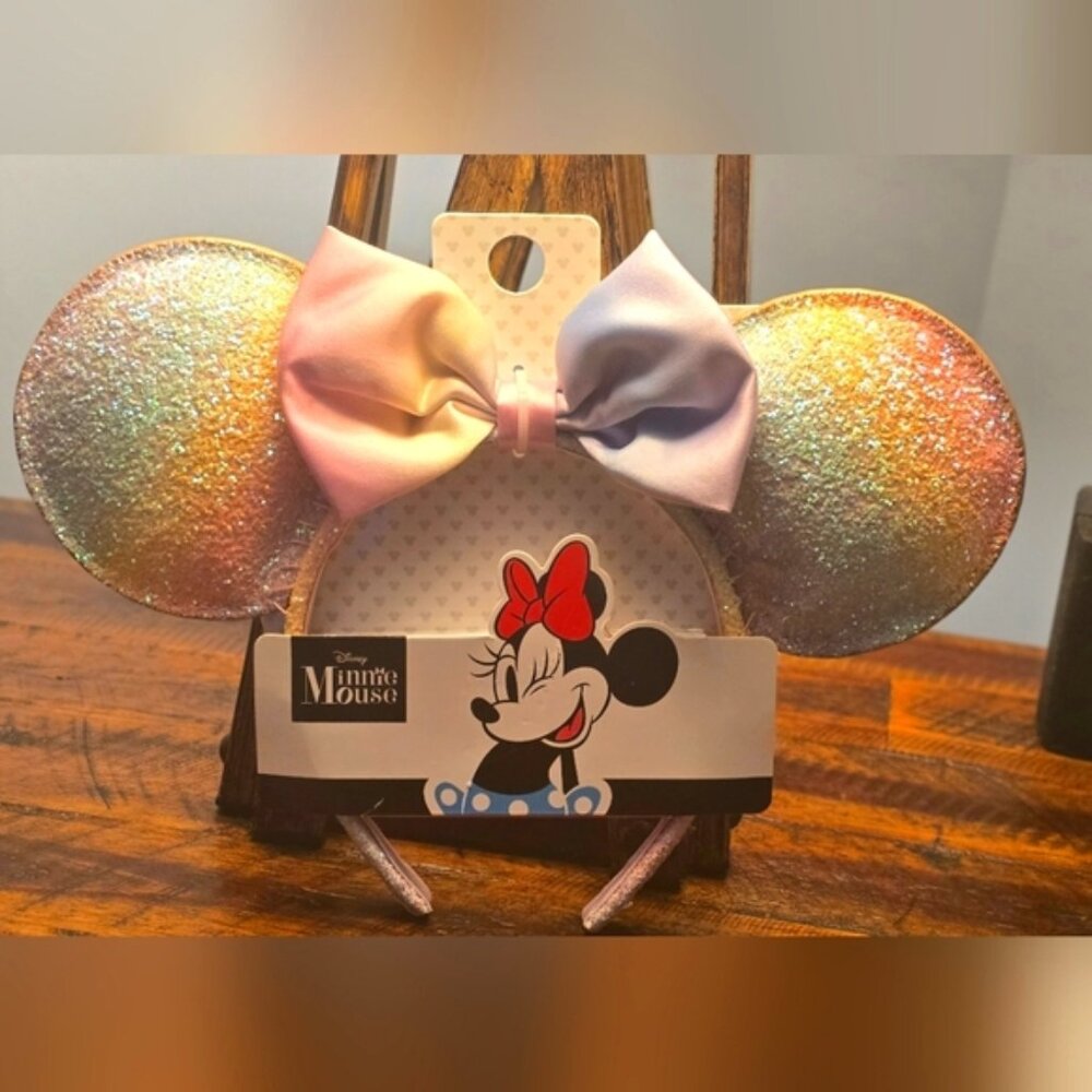 Disney Park Rainbow Minnie Mouse 🌈 Sparkles/Colorful Sequin Ears Headband. BNWT